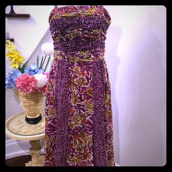 Dress - Picture 1 of 3